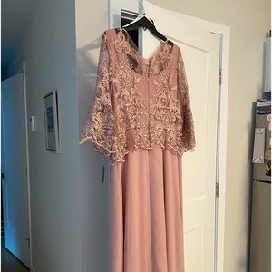 Size 16 w mother of bride dress brand new with tags